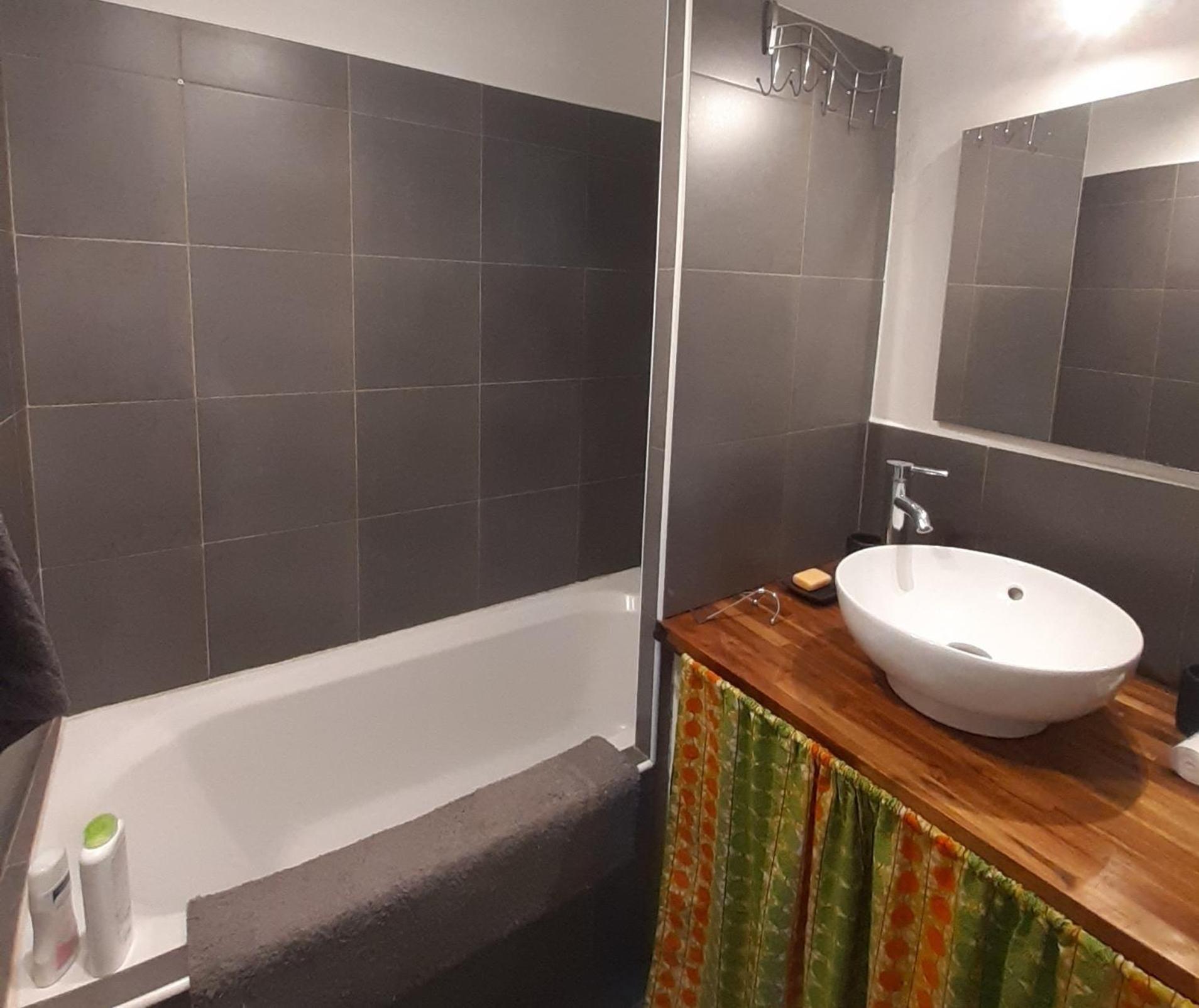 Apartmán Nos Jours Heureux Barjac  Exteriér fotografie
